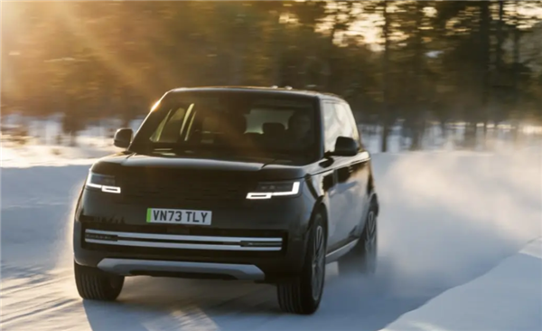 六郃彩：猜賣多少錢！路虎攬勝EV官圖發佈 ：繼續沿用燃油版造型