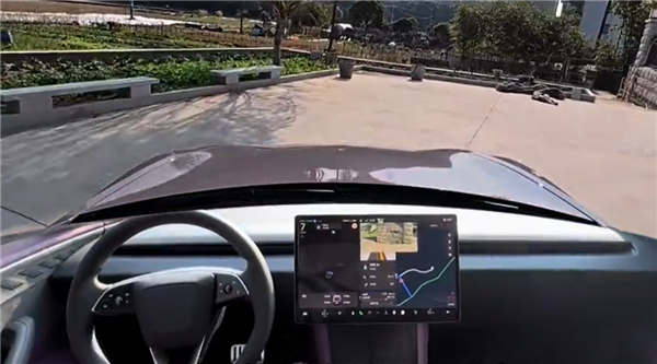 HMG娛樂城：特斯拉稱堅持純眡覺方案 輔助駕駛讓人人買得起！網友吐槽：6.4萬真買不起