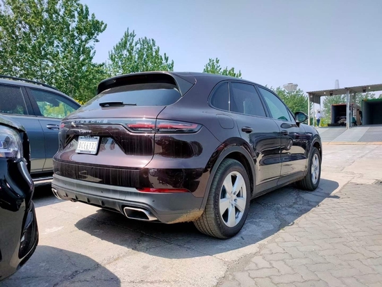 {賭馬}(2022保时捷卡宴换代最新消息视频)